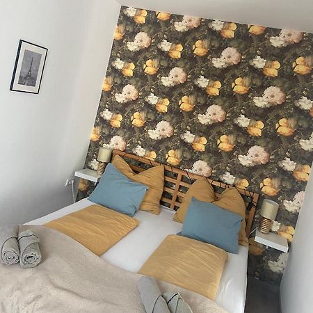 Gyoengy Apartman Sopron Eksteriør billede